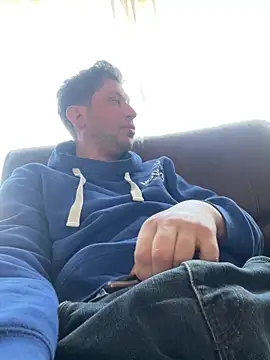 Taxidriver1988 online show from April 24, 11:45 am