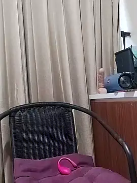 Little suzy5 online show from December 14, 12:33 am