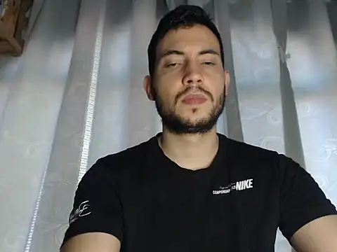 Armando 2002 online show from January 23, 3:32 pm