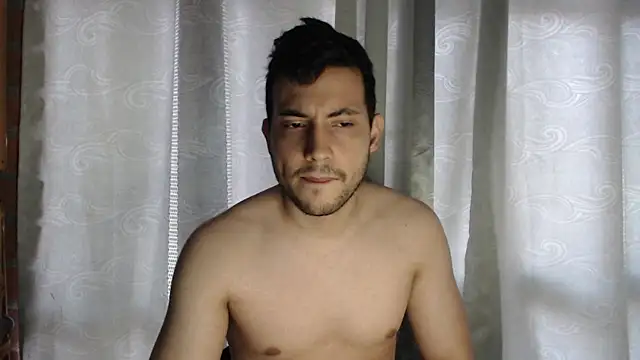 Armando 2002 online show from March 18, 4:37 pm