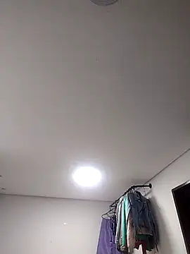 Snapshot of eu_poseison chatting on March 10, 11:38 pm eu poseison online show from March 10, 11:38 pm