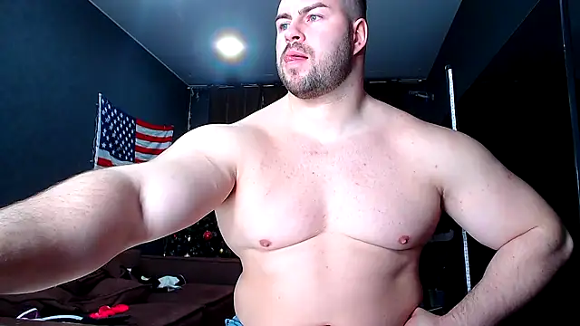 Snapshot of muscularjohnforuX chatting on February 12, 3:27 pm muscularjohnforuX online show from February 12, 3:27 pm