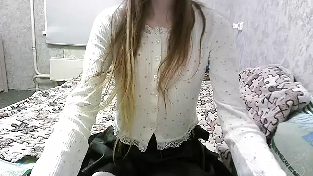 KittyBounty online show from December 18, 7:20 pm