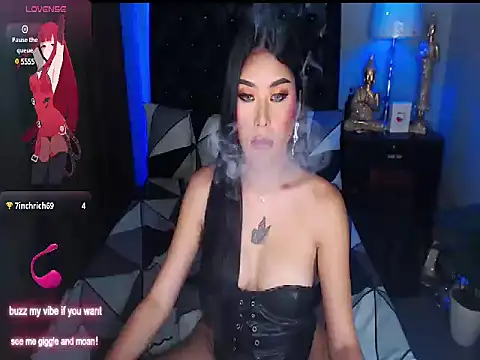 Snapshot of BigCockGODDESS chatting on December 18, 2:49 pm BigCockGODDESS online show from December 18, 2:49 pm