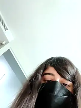 Snapshot of arabiaAna chatting on May 26, 8:32 am arabiaAna online show from May 26, 8:32 am