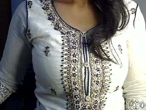 Snapshot of SiaraSiyA chatting on May 10, 4:56 pm SiaraSiyA online show from May 10, 4:56 pm