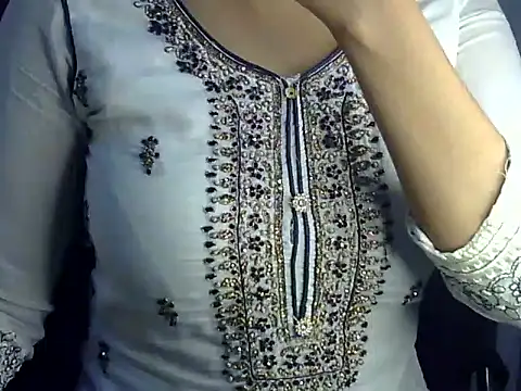 Snapshot of SiaraSiyA chatting on June 10, 5:45 pm SiaraSiyA online show from June 10, 5:45 pm