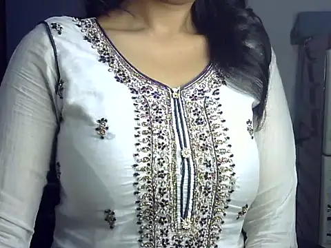 Snapshot of SiaraSiyA chatting on July 11, 10:07 am SiaraSiyA online show from July 11, 10:07 am