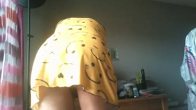 Snapshot of Sandra_Potiche chatting on June 2, 10:17 am Sandra Potiche online show from June 2, 10:17 am