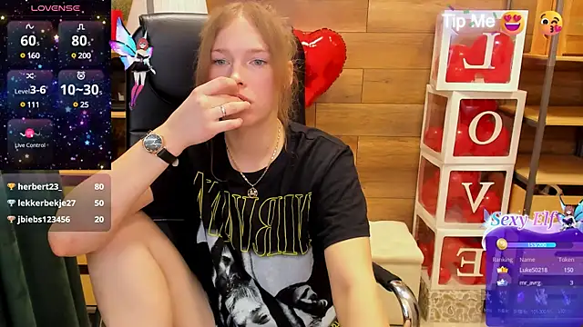  fiona Love online show from March 10, 9:18 pm