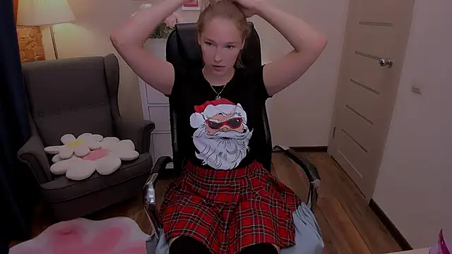  fiona Love online show from November 11, 8:20 pm