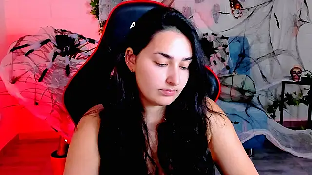 CeceliaJohnson online show from October 24, 8:11 am