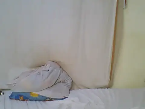 cute lavenda online show from March 25, 6:36 pm