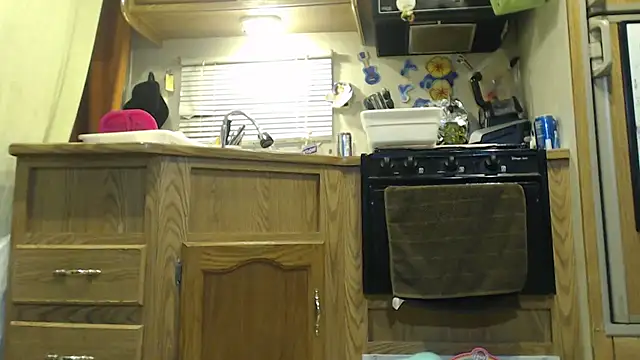 Snapshot of sexyinpantyhose chatting on February 9, 9:05 am sexyinpantyhose online show from February 9, 9:05 am