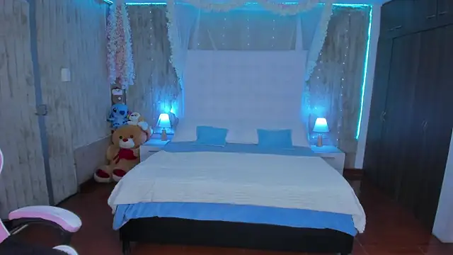 floryn susana online show from March 29, 7:25 pm