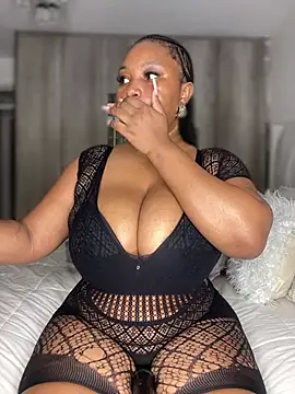 Hyra Ari online show from February 7, 12:36 am