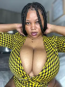 Hyra Ari online show from March 14, 8:03 pm