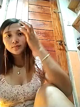Snapshot of MS_Isabella_Snow92 chatting on May 13, 10:27 pm MS Isabella Snow92 online show from May 13, 10:27 pm