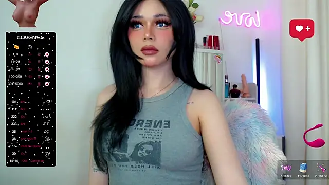 Snapshot of Salsallita chatting on May 20, 5:52 pm Salsallita online show from May 20, 5:52 pm