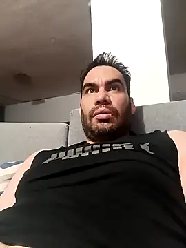 javiermarval83 online show from February 3, 2:25 am