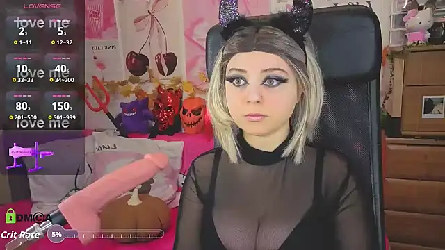 StellaMilla online show from October 31, 1:50 am