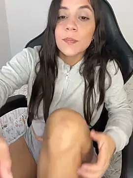 EmmaGrace1999 online show from March 13, 1:56 am