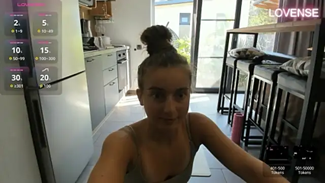 ElizSweet online show from April 15, 12:01 pm