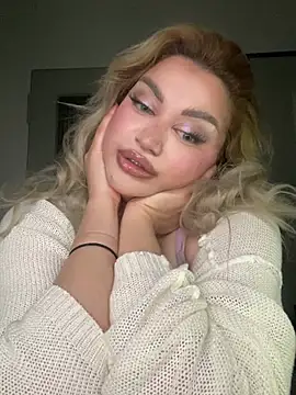 EmiliaPetrova online show from February 15, 12:15 am