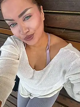 EmiliaPetrova online show from March 9, 4:55 pm