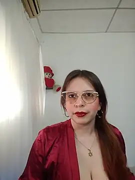 Snapshot of lorenitabella chatting on May 27, 9:12 pm lorenitabella online show from May 27, 9:12 pm