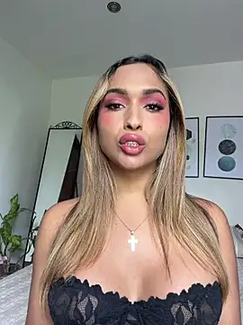 carminaurmommy online show from January 6, 7:06 pm