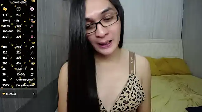 Snapshot of xAsianSweetHeart chatting on December 27, 1:32 am xAsianSweetHeart online show from December 27, 1:32 am