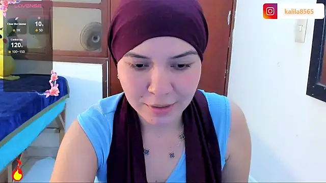 Snapshot of MatchedEyebrow chatting on January 13, 8:58 pm MatchedEyebrow online show from January 13, 8:58 pm