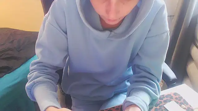 Laco-cO online show from December 1, 7:57 am