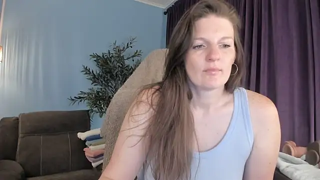 Kelly Carolina online show from June 3, 11:57 am