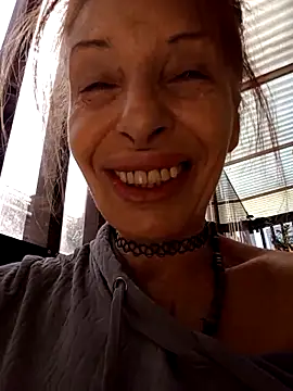 FrozenWaffle online show from March 10, 2:11 pm