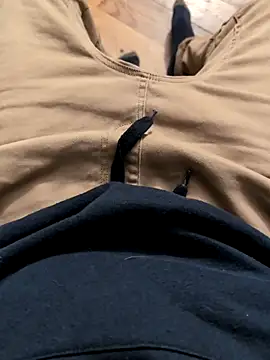 MrandMrsHaze online show from November 26, 6:03 am