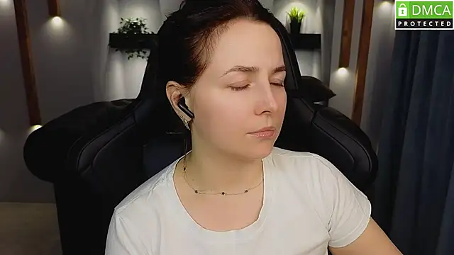 Mira Mermayd online show from March 19, 11:39 am