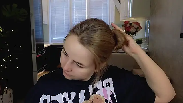 Mira Mermayd online show from March 20, 1:10 am