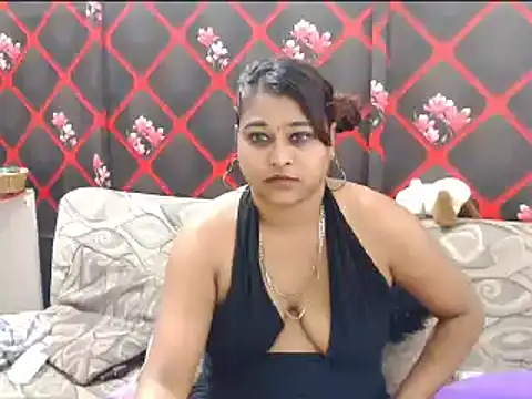 Snapshot of indian_glitter chatting on February 21, 8:49 pm indian glitter online show from February 21, 8:49 pm