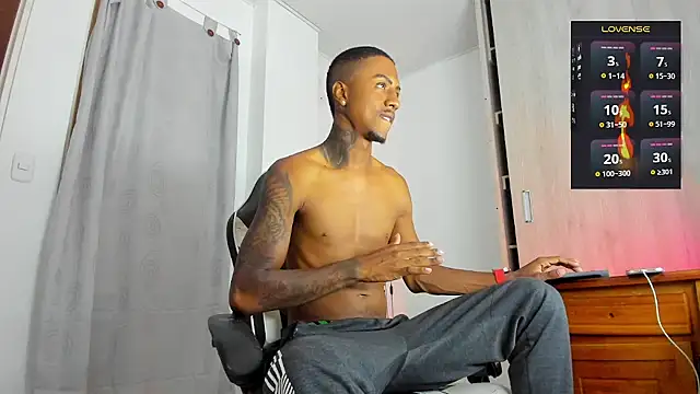 YeremiBrowm online show from September 18, 8:44 pm