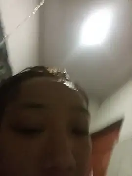 Snapshot of Karmakuro chatting on May 11, 7:22 pm Karmakuro online show from May 11, 7:22 pm