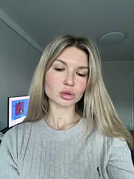 AngelMiaM online show from April 10, 4:12 pm