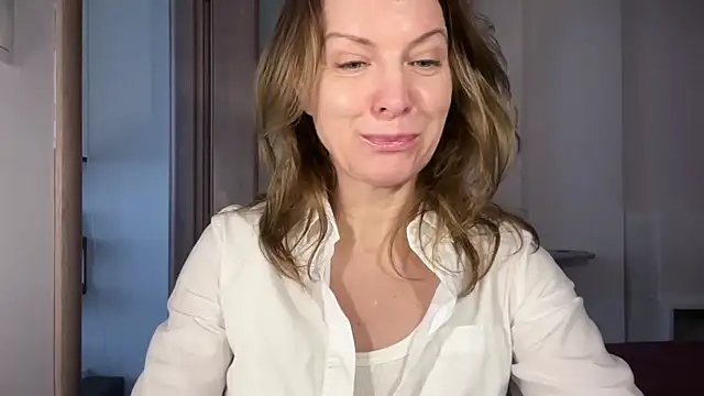 RachellAmazing online show from March 7, 1:08 pm