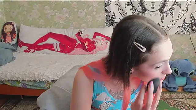 Cutie Adelia online show from March 25, 11:38 am