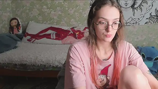 Cutie Adelia online show from May 23, 9:24 am