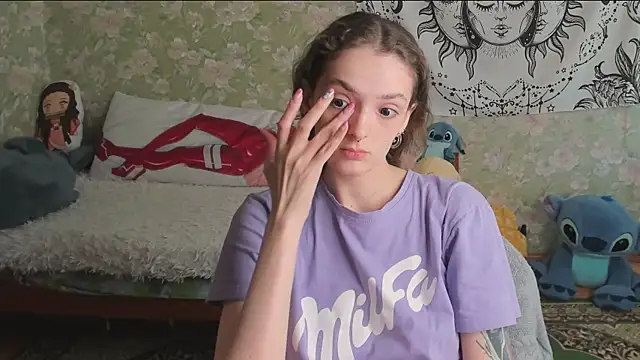 Cutie Adelia online show from May 28, 5:16 am