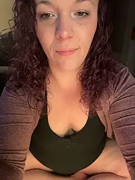 AuroraSummers online show from March 19, 1:31 am