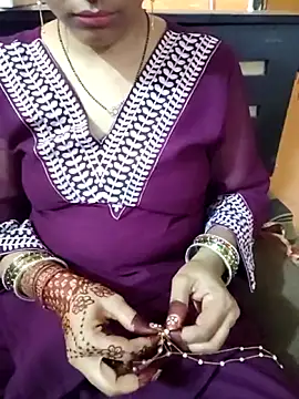 Snapshot of Diya_143 chatting on April 26, 4:15 pm Diya 143 online show from April 26, 4:15 pm