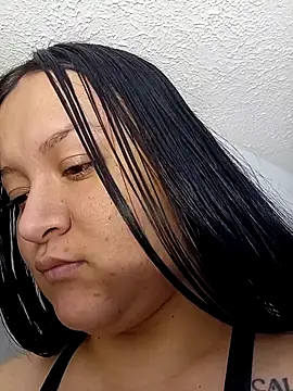 Snapshot of Arisha34 chatting on December 14, 2:33 pm Arisha34 online show from December 14, 2:33 pm